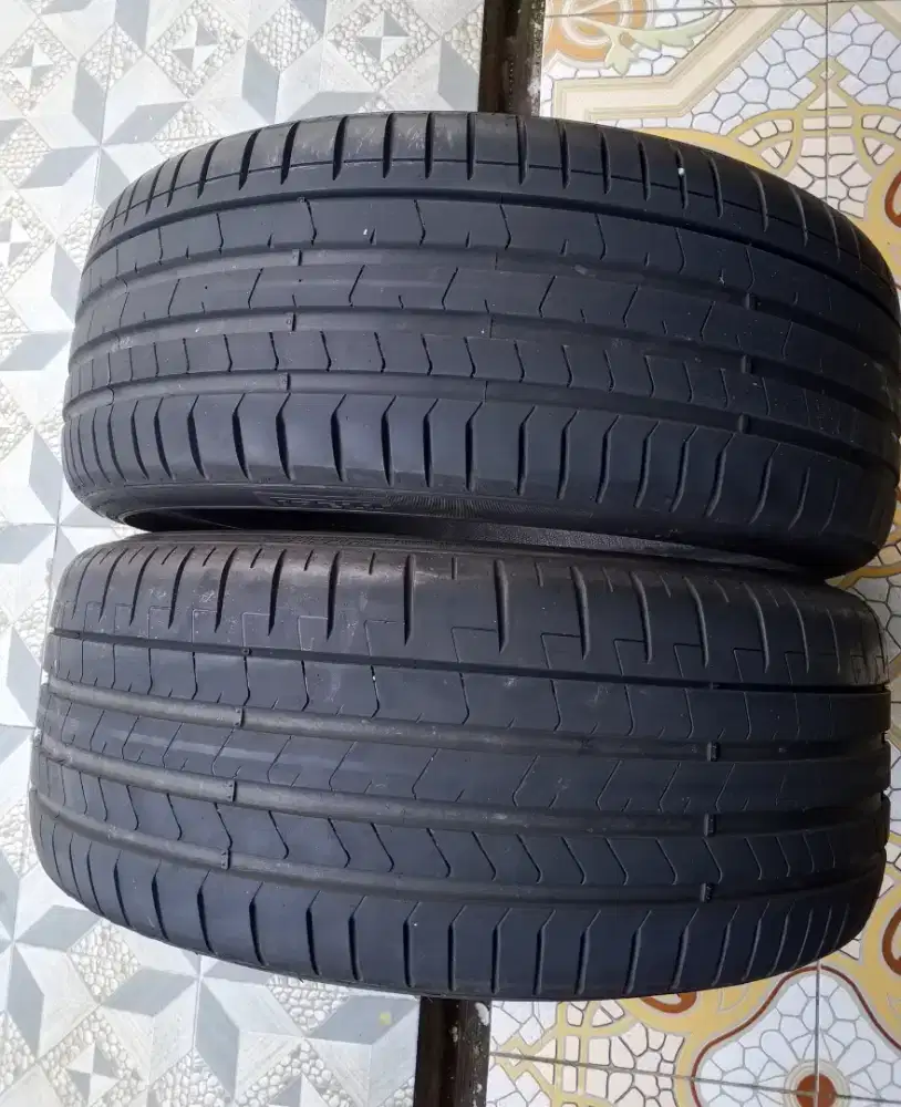 2pcs Pirelli P-Zero 235/35/19