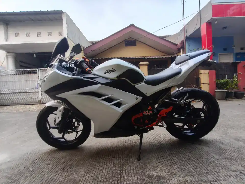 Kawasaki Ninja 250 FI 2013
Surat Lengkap
Pjk Off baru bulan 04 2026