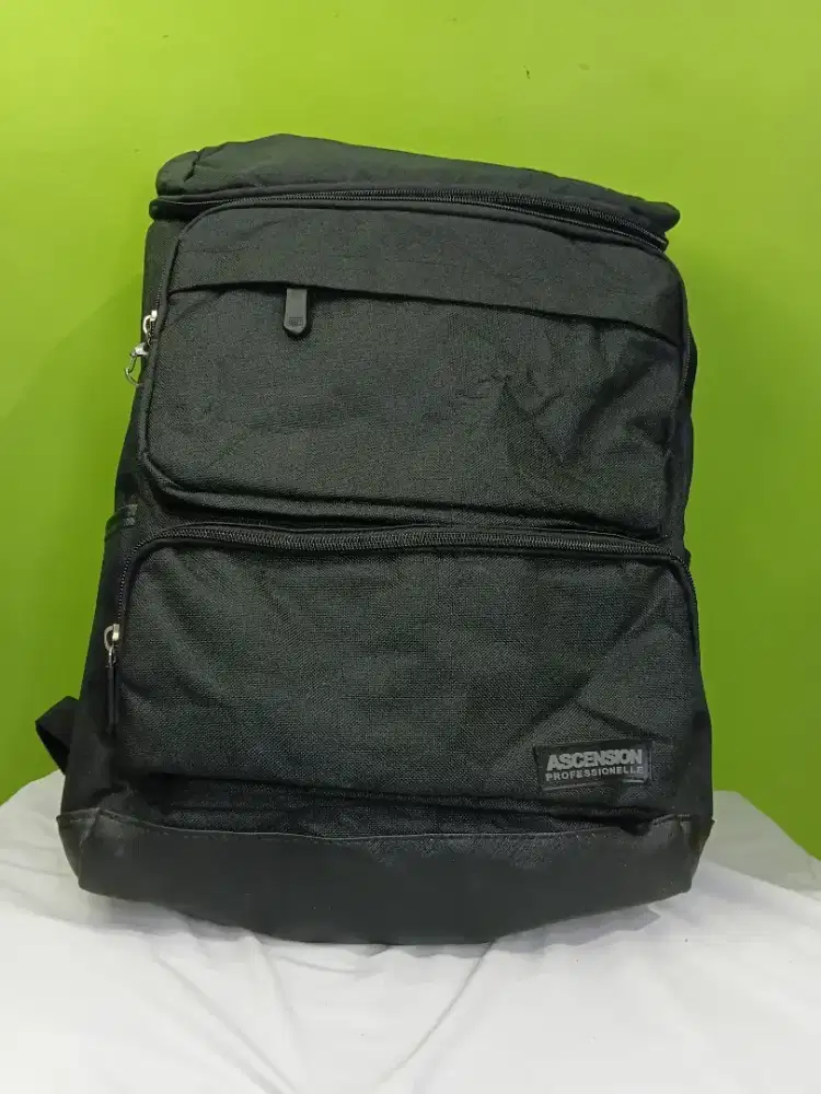 Taa ransel kerja / sekolah cowok preloved luar