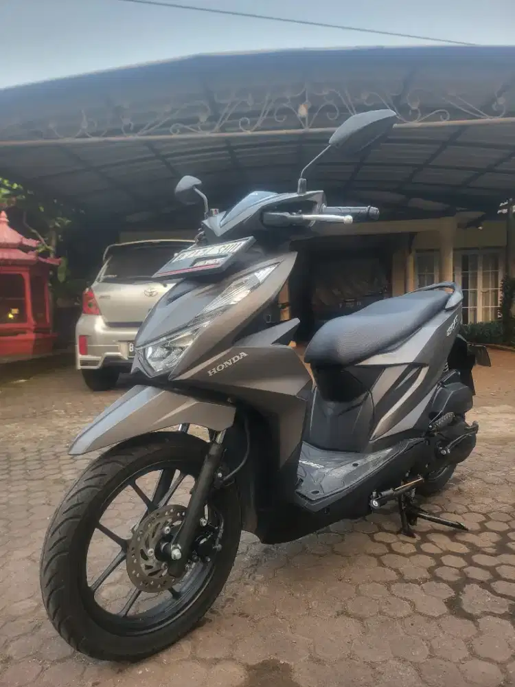 Honda Beat Deluxe CBS ISS 2024/2023 Silver Full Original Surat Lengkap