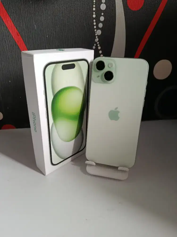 Apple iPhone 15 Plus 256GB lengkap