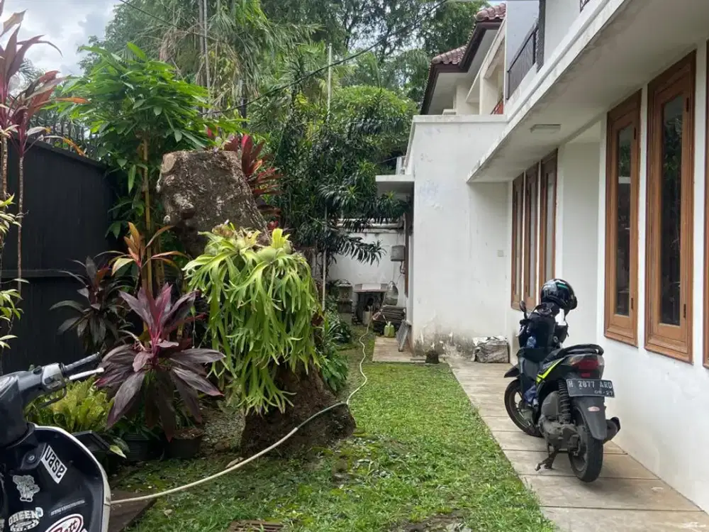 Dijual l rumah murah di tebet Jakarta Selatan