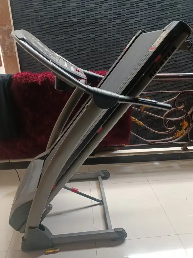 Treadmill Elektrik Richter Kondisi Bagus Siap Pakai