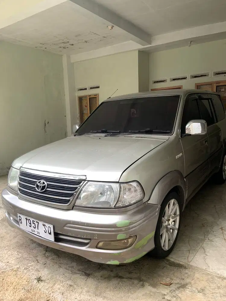 Toyota Kijang KRISTA  2003 Bensin