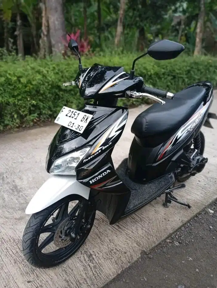 DIJUAL MOTOR VARIO 2010