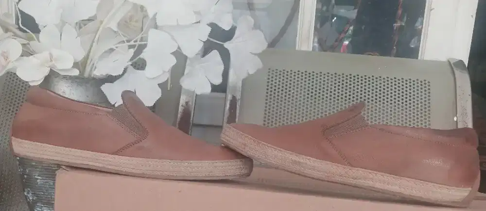 Jual sepat TODS slip on pria