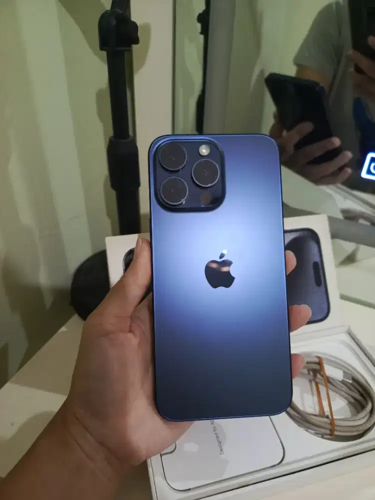 Preloved Iphone 15 pro max 256