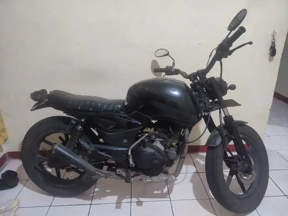 Pulsar 2007 custom