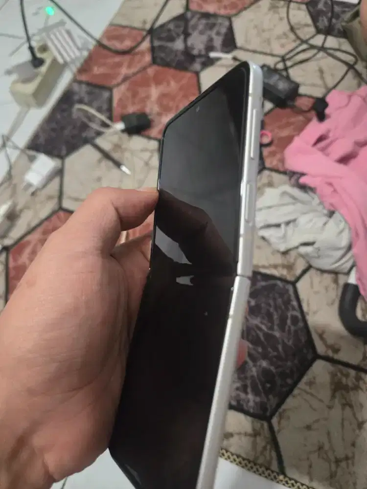 Samsung flip 3 256gb