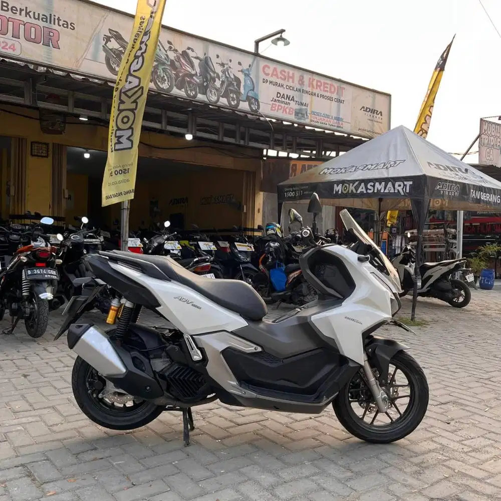 HONDA ADV 160 CBS 2023 LIKE NEW