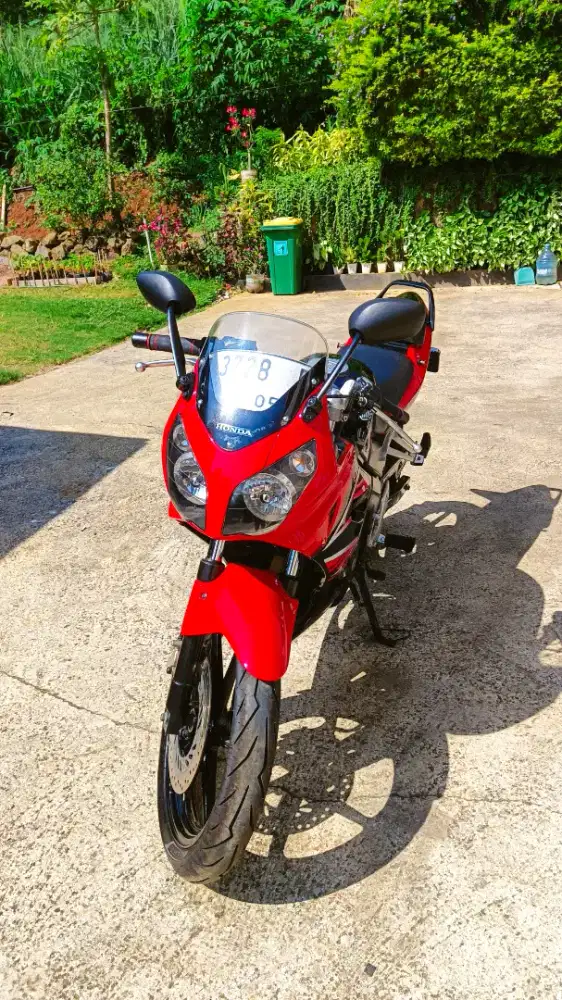 Honda CBR150R 2008