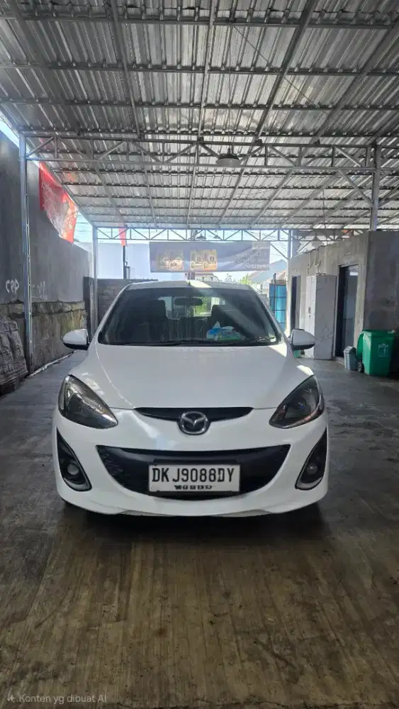 Mazda 2 R A/T 2011, Garansi 1 tahun