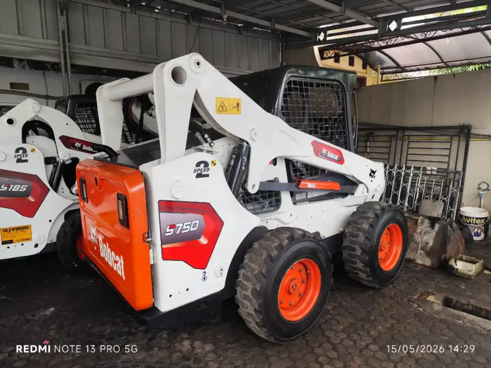 Bobcat S750 2013 skid Steer loader