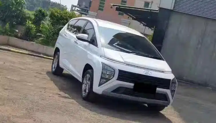 Hyundai Stargazer essential 1.5 IVT 7 Seater 2026 new model