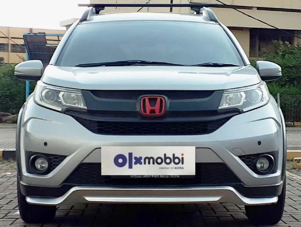 TDP 9, JT Honda BR-V 1.5 E Prestige Bensin-AT Abu 2016