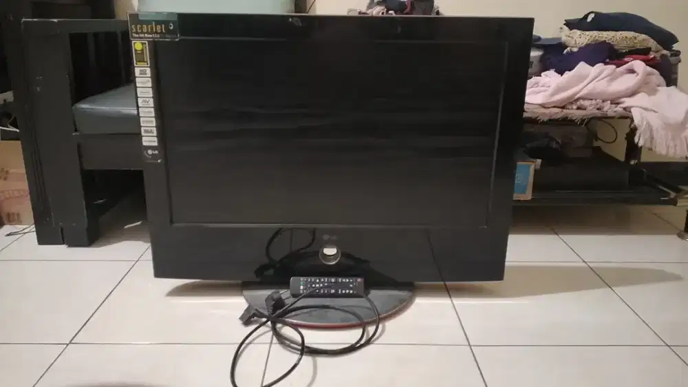 TV LG 32LG6000 bekas