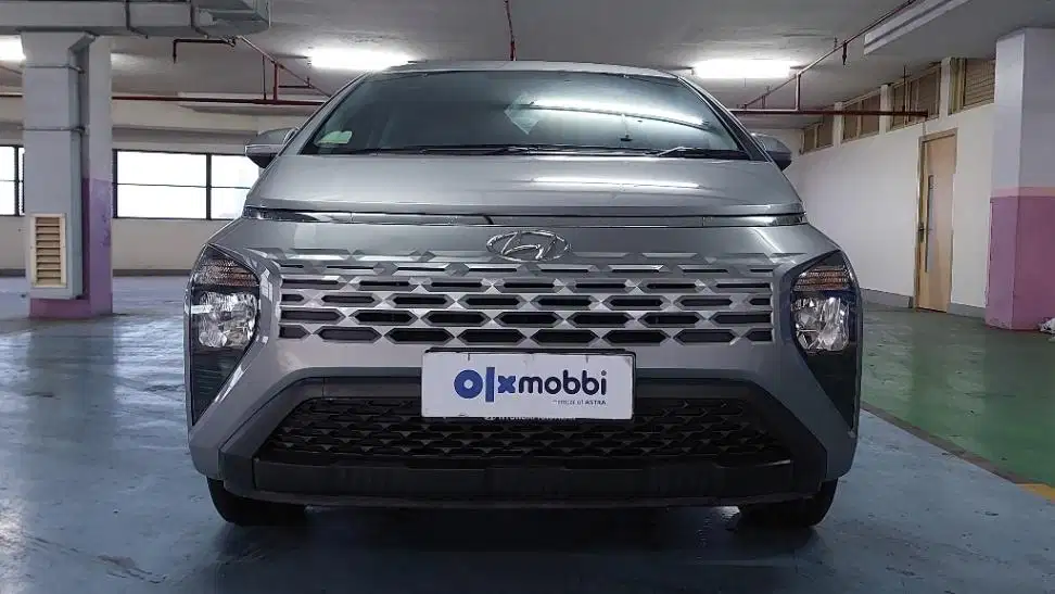 TDP 10 JT Hyundai Stargazer 1.5 Active Bensin-AT Hitam 2023