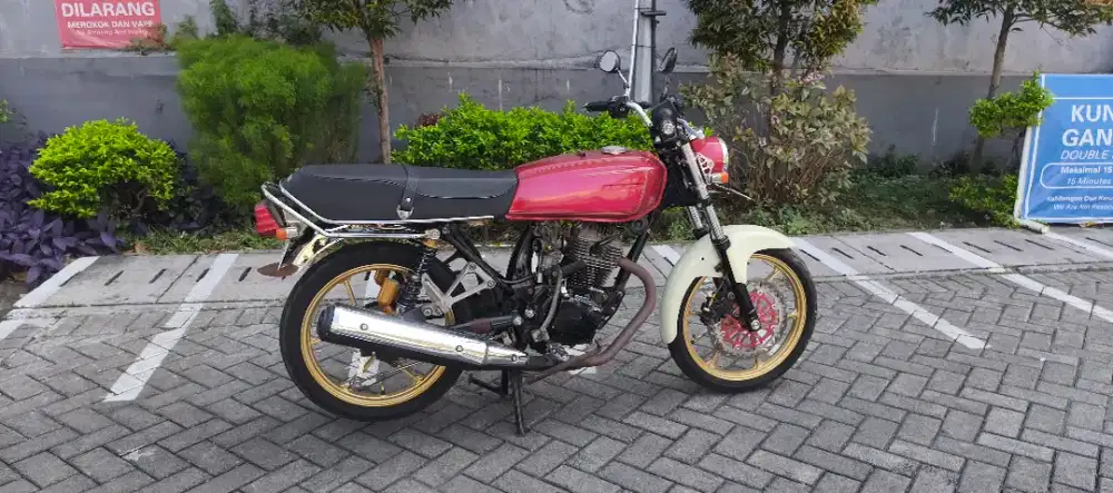 Megapro Primus 2010. Body GL 100