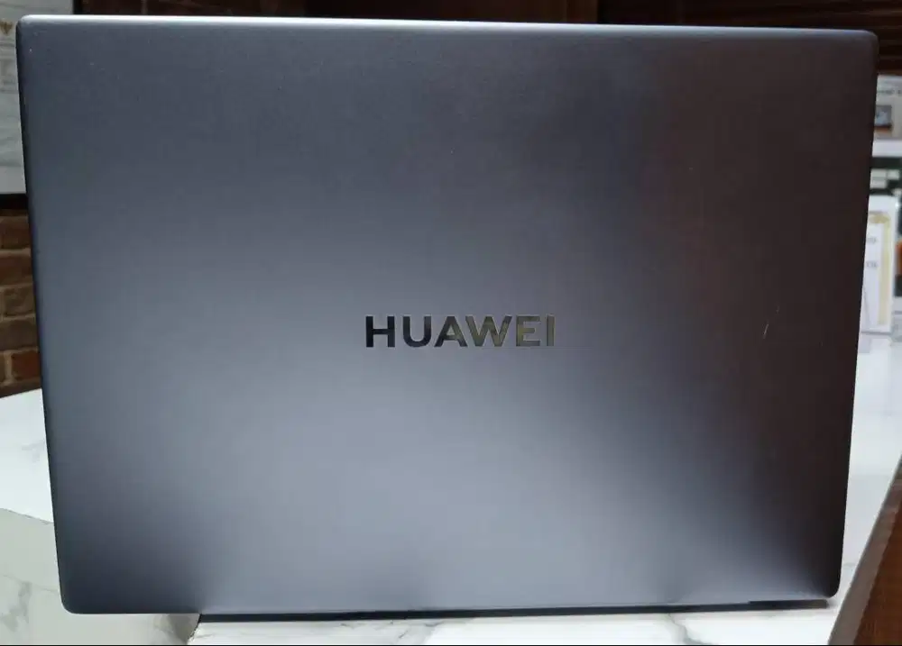 laptop Matebook Huawei D14