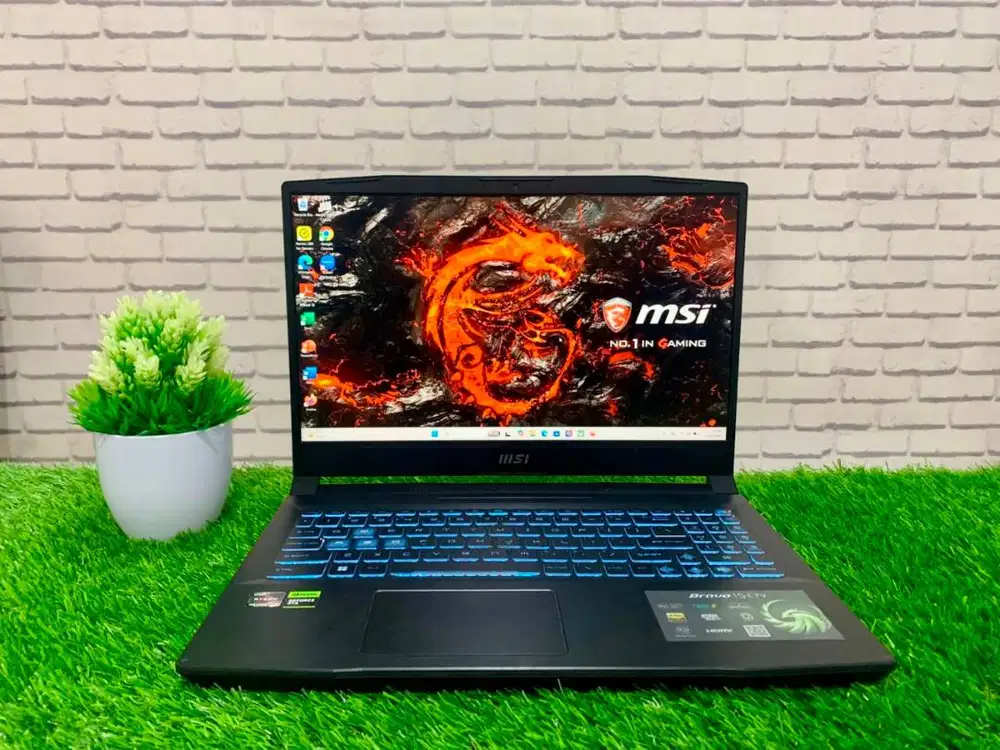 Gaming MSI BRAVO 15 C7VF AMD Ryzen 5 7535HS/ RAM 16GB/ SSD 512GB