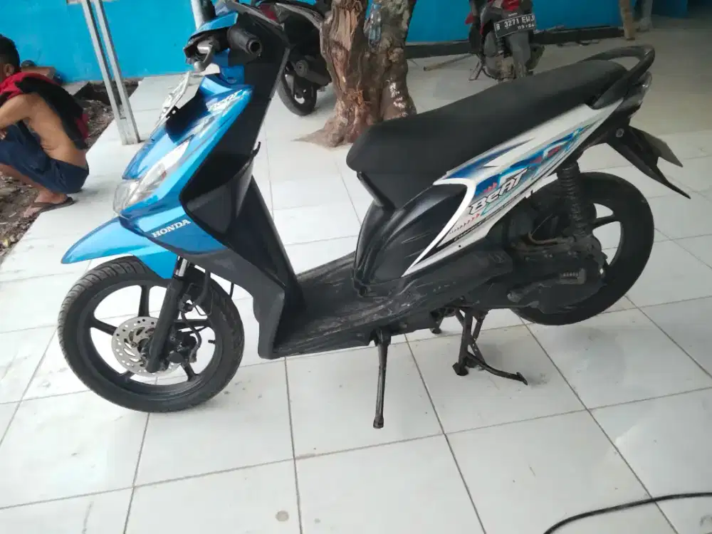 beat karbu asli biru putih 2012
