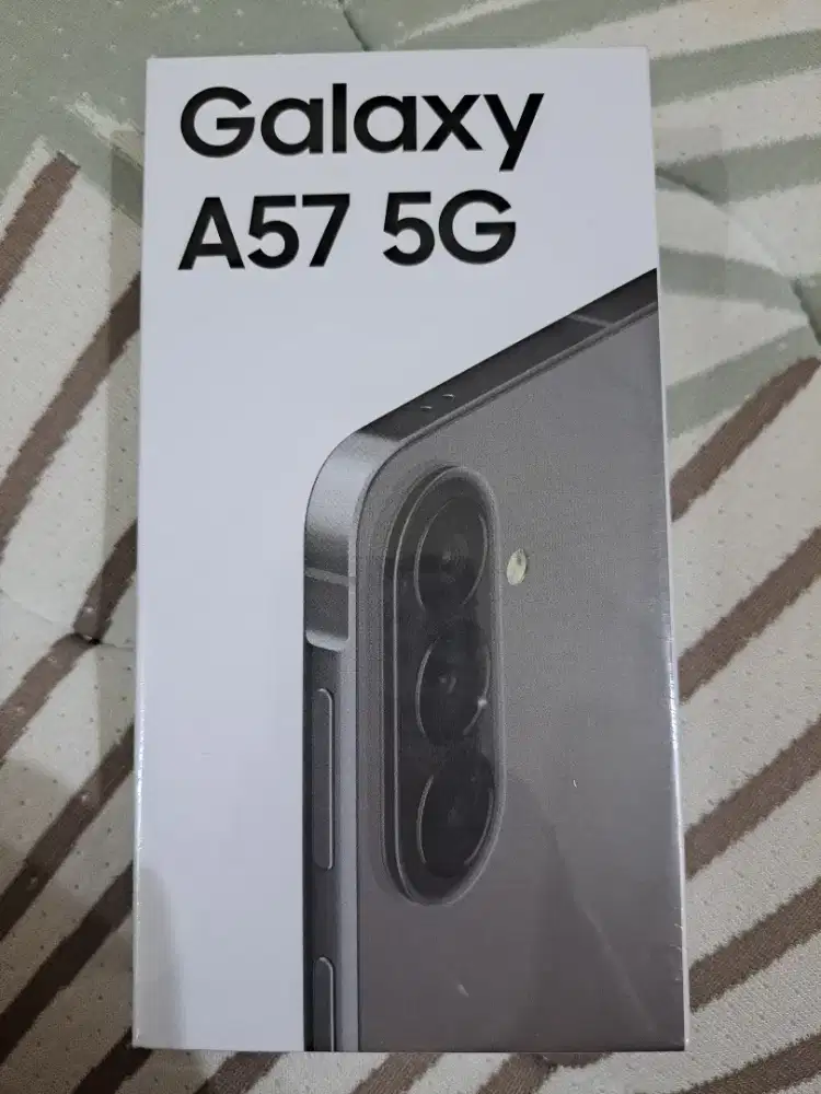 Samsung A57 12/256 BNIB Sein, ex kado