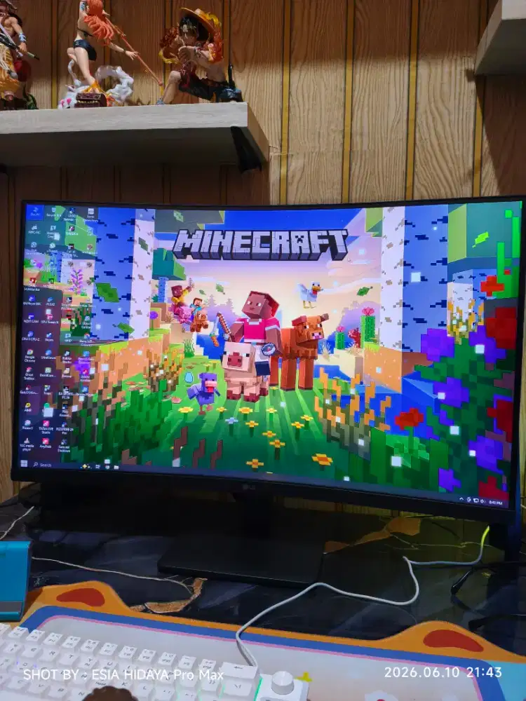 MONITOR LG 32 INCH. CURVED MELENGKUNG Full HD 100Hz.NORMAL JAYA