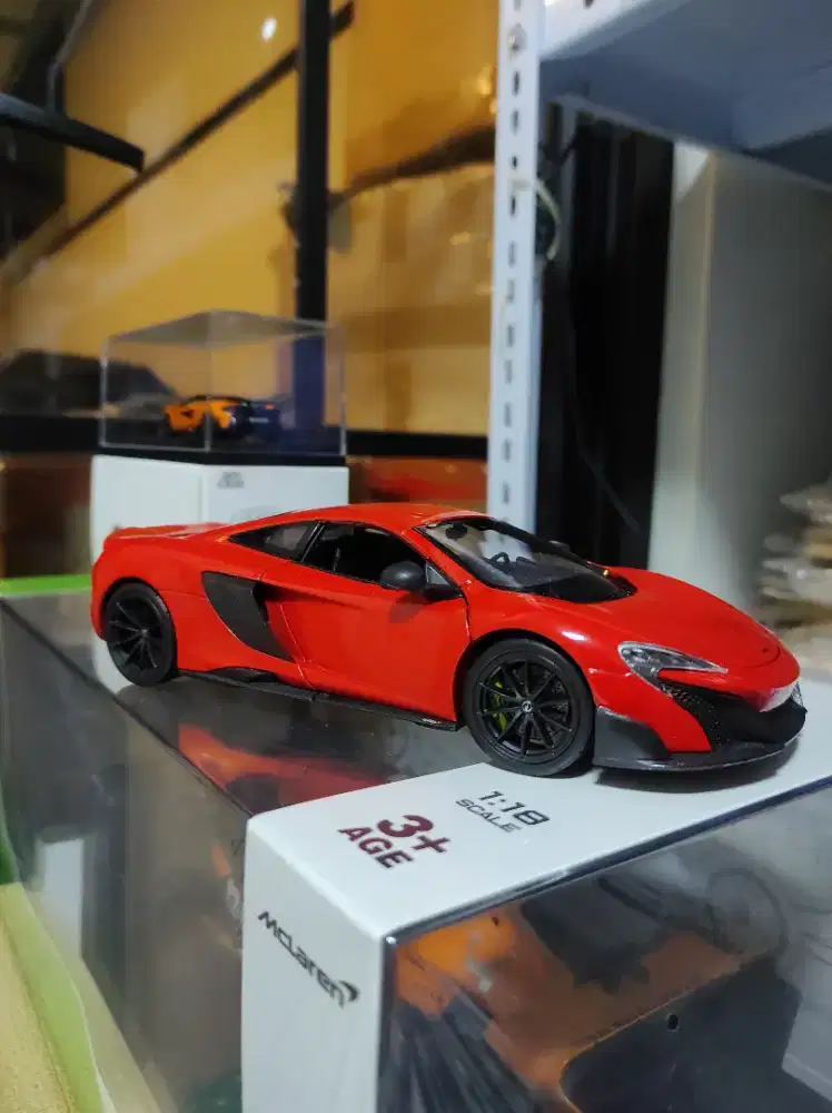 Brand Welly - Mclaren 675lt skala 1/24
