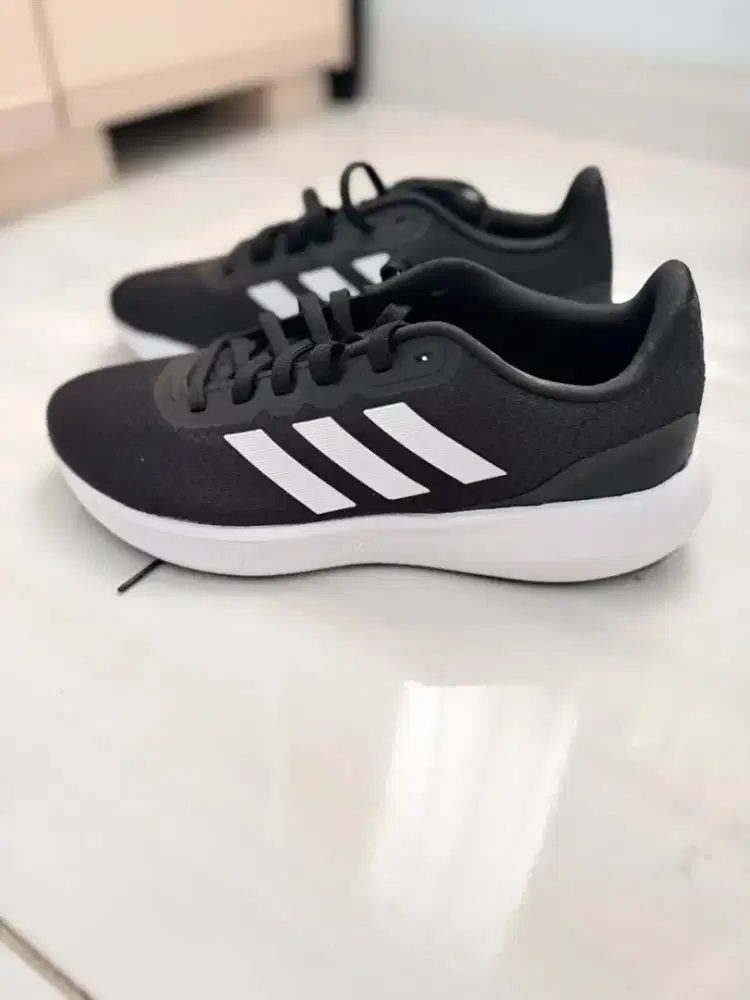 Sepatu Adidas Runfalcon 3.0