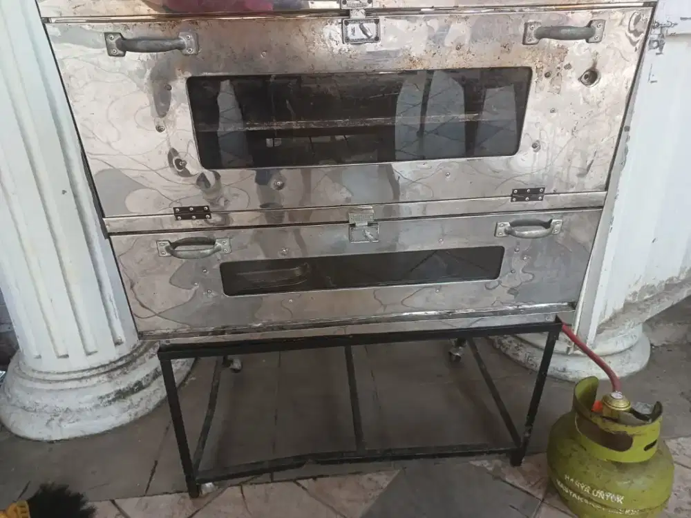 Oven gas atas bawah lebar 90CM