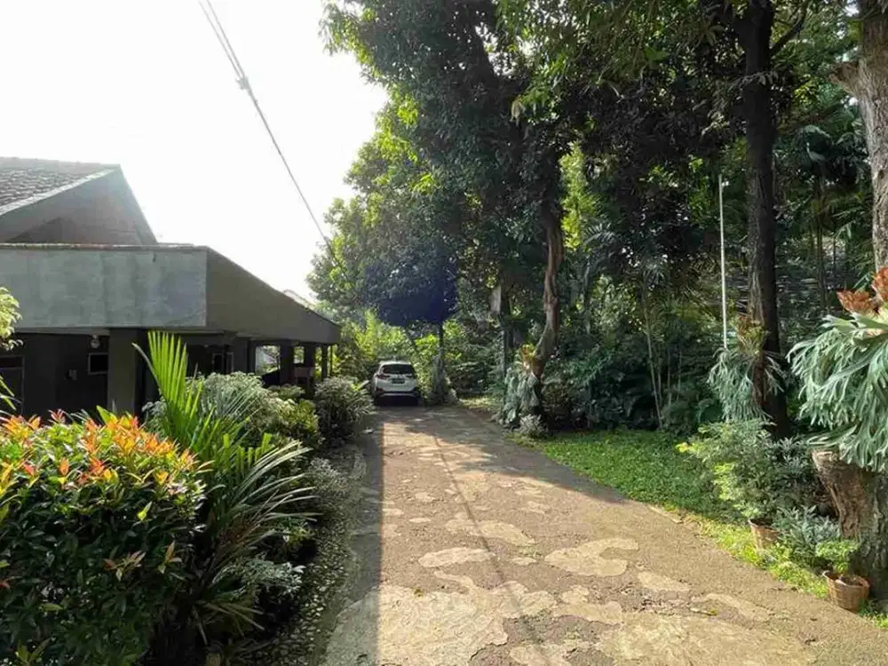 DIJUAL RUMAH TUA, ASRI DAN NYAMAN, STRATEGIS, di PERUMAHAN, JATIPADANG - PASAR MINGGU, JAKSEL