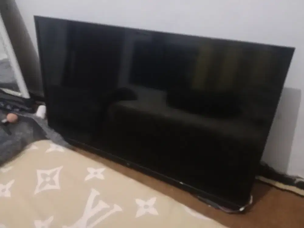 Di jual mi TV 32 incih
