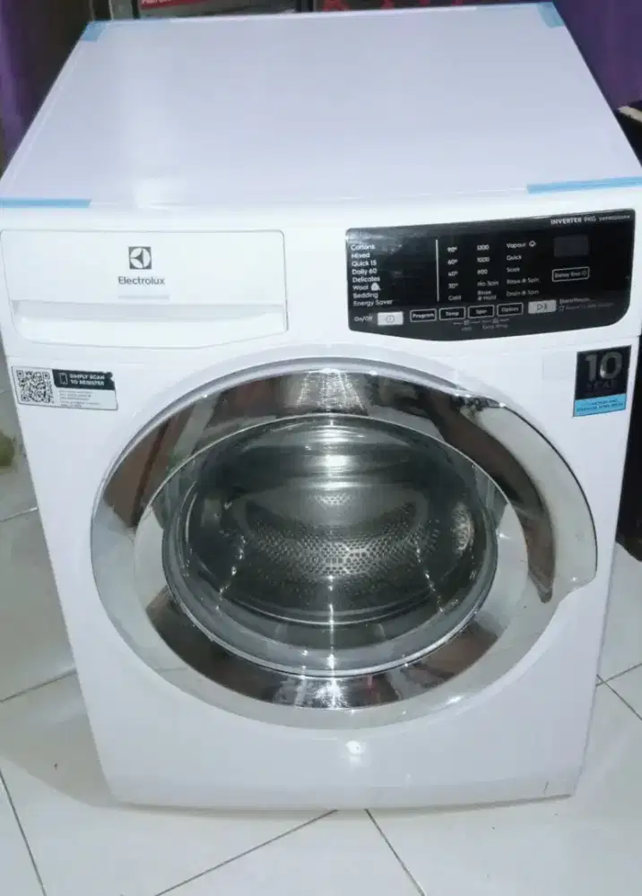 Jual cpt Bu Mesin cuci frontloding Electrolux 9kg,model baru(8bln pke)