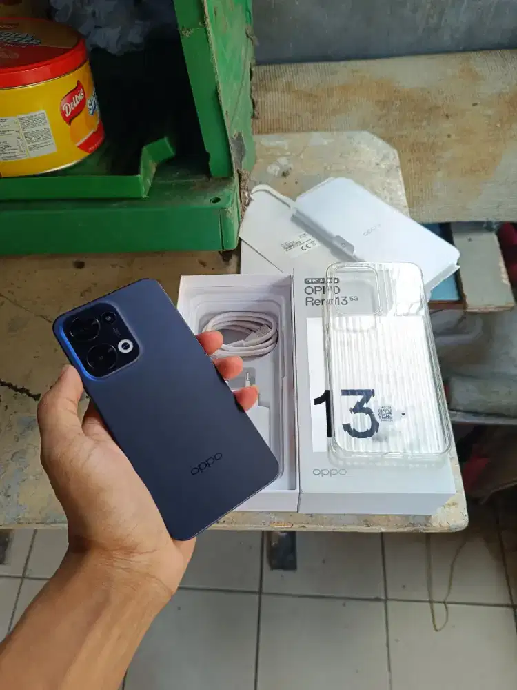 Oppo Reno 13 5G 12/256 SUPER MULUS