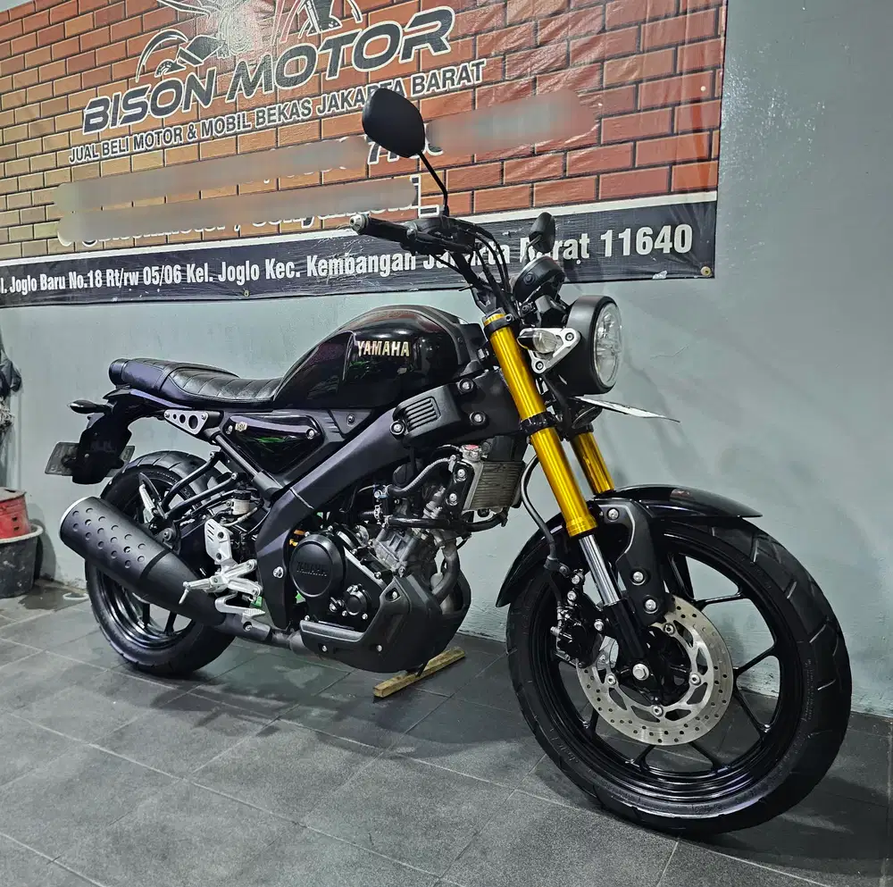 Seperti baru! YAMAHA XSR 155 VVA 2023 GOLD hitam pajak panjang