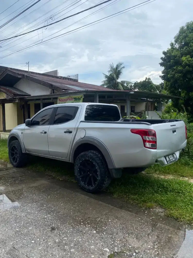 Mitsubishi Triton 2017 GLS