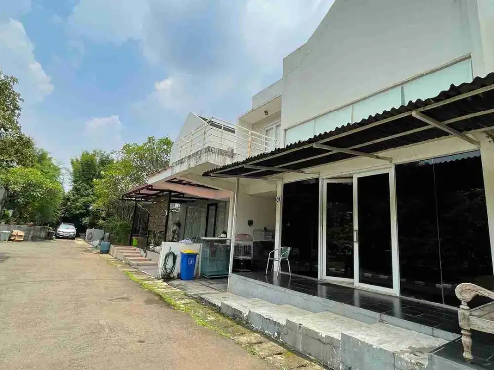 DIJUAL RUMAH DI TOWN HOUSE, STRATEGIS DAN NYAMAN, LEBAK BULUS, JAKSEL
