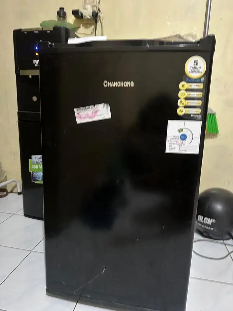 Kulkas changhong 1 pintu