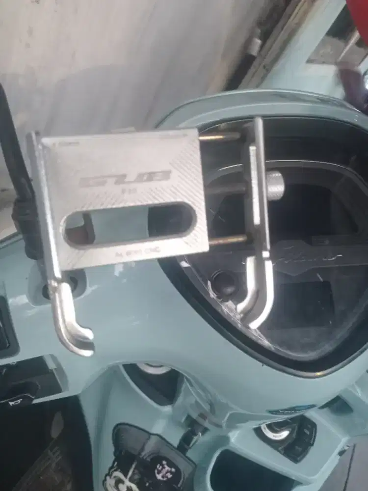 Di jual Holder motor merek Gub P30