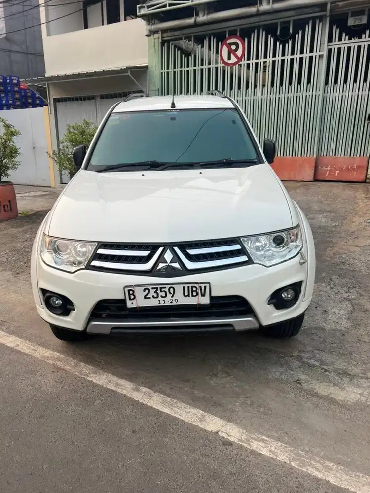 Mitsubishi pajero exceed 2014