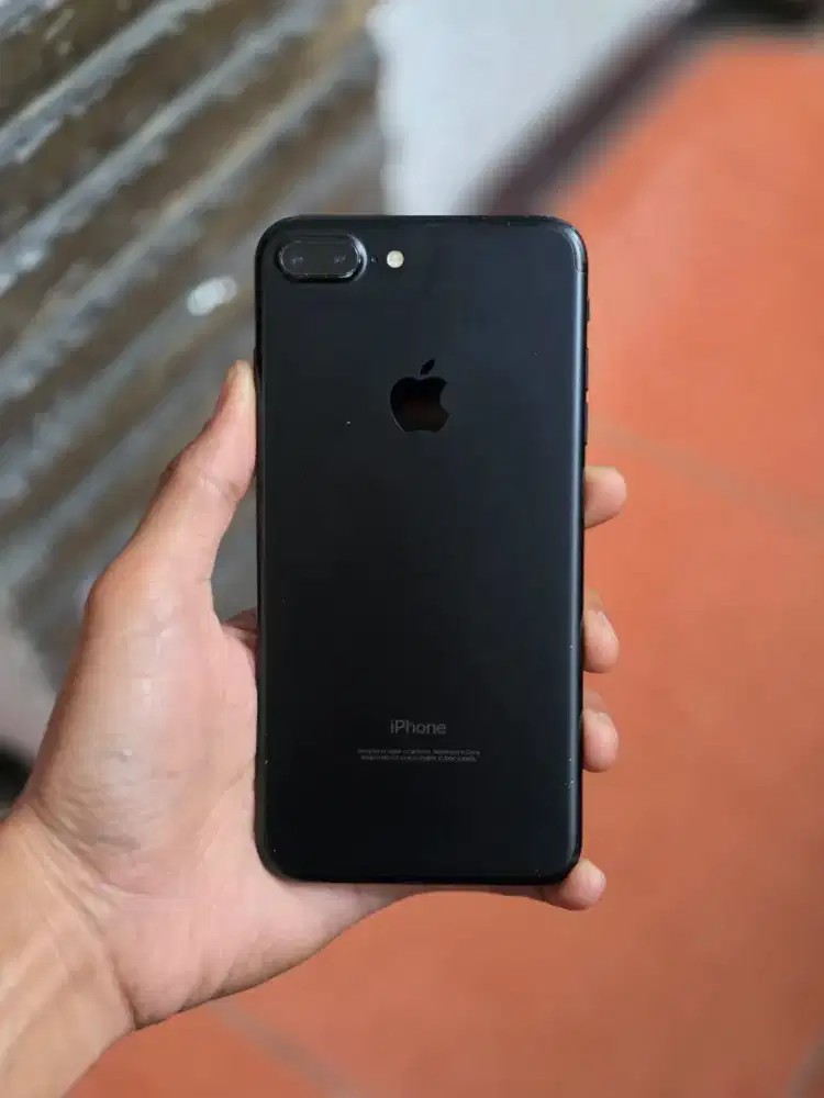 Iphone 7 plus 32gb black