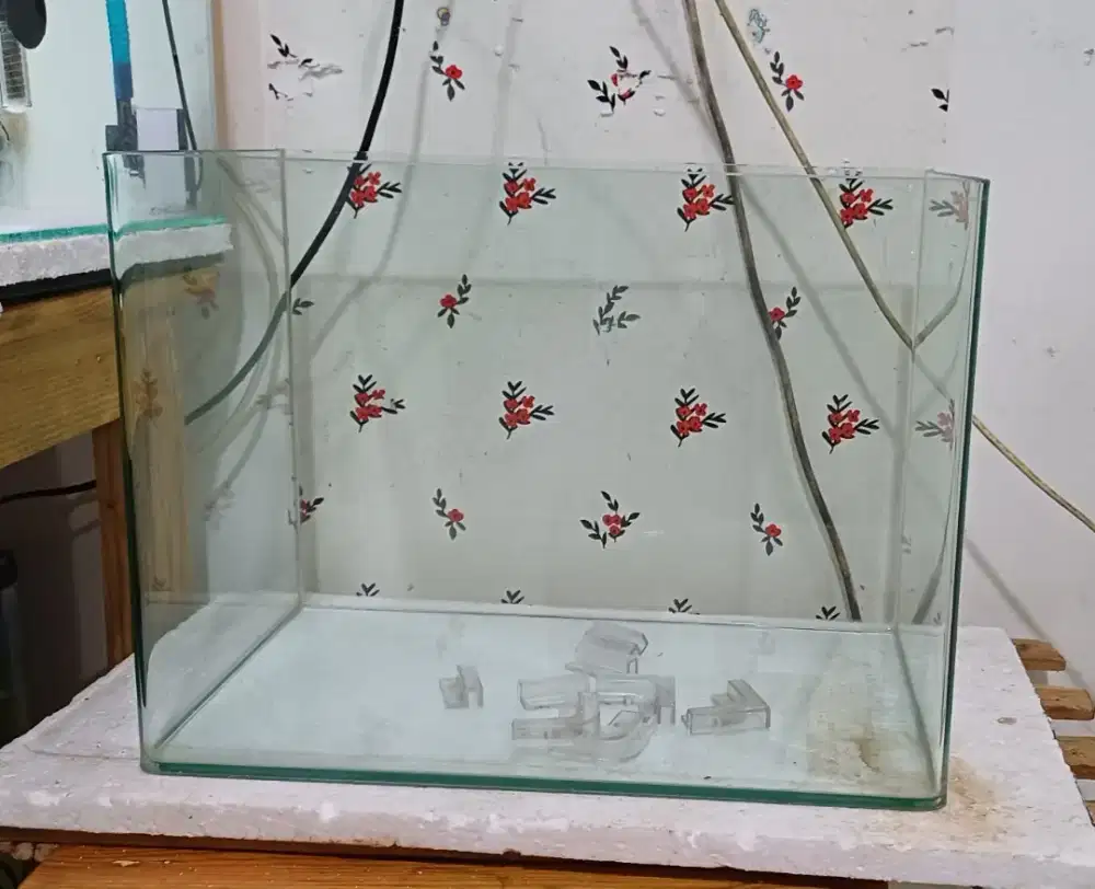 2 aquarium kaca tempred & bending kondisi baru