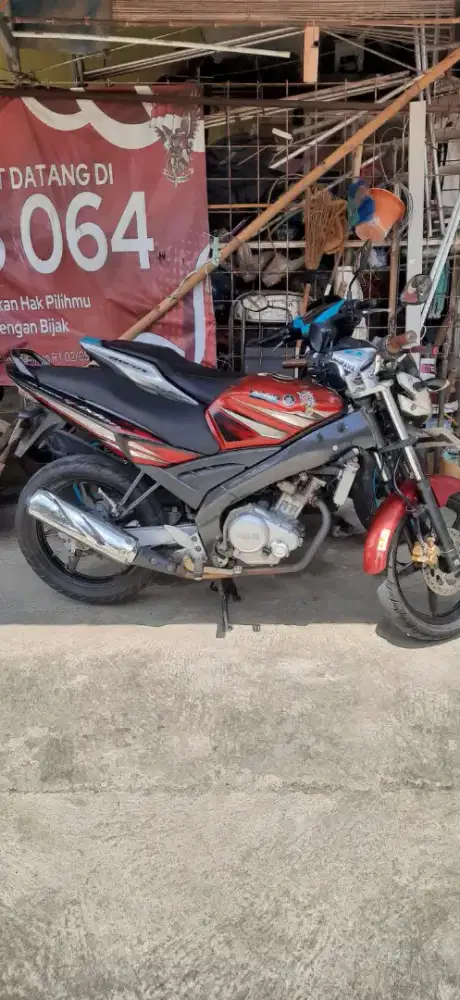 Dijual Cepat! Motor Vixion Th 2012