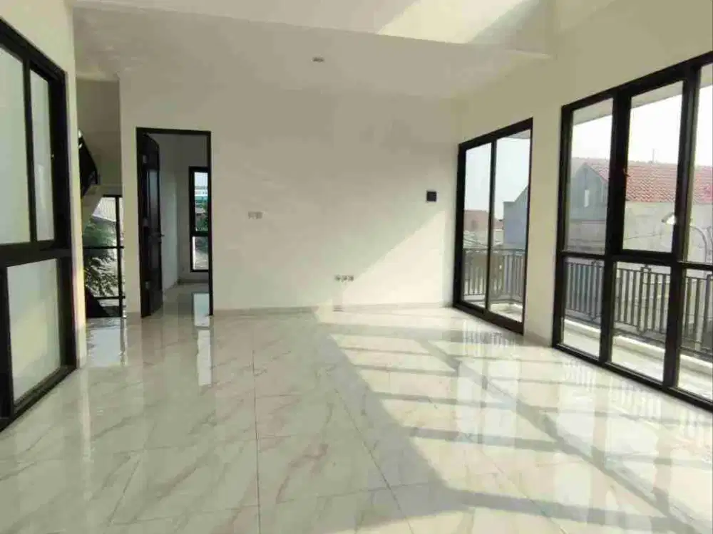 Dijual Rumah Minimalis 2,5 Lt di Meruya Selatan Jakarta Barat