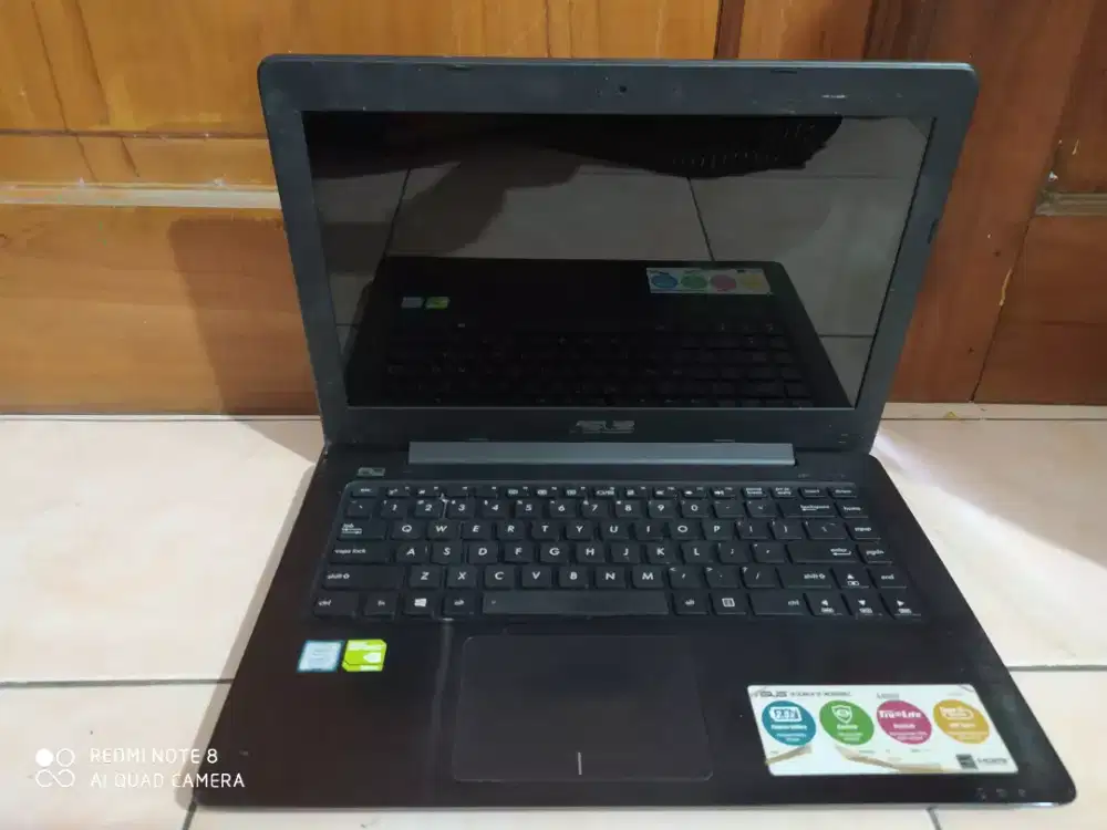 Jual Cepat Asus x456u core i5 gen 7/RAM 8gb/SSD128gb/VGA Nvidia 930MX