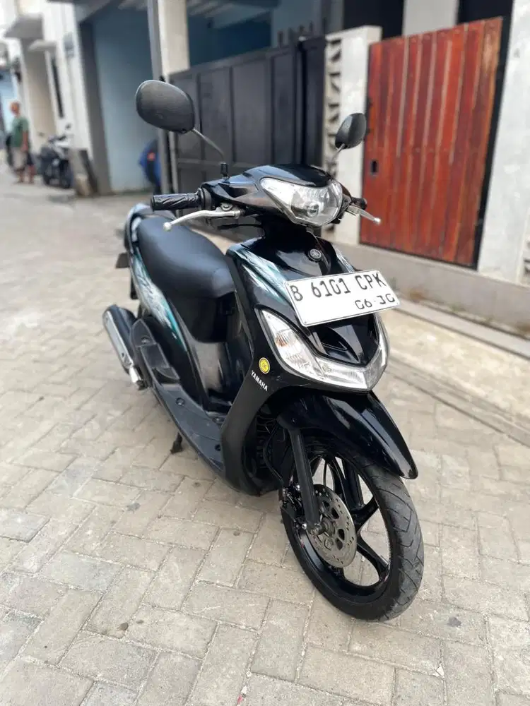 Mio smile 2009 Mulus hitam