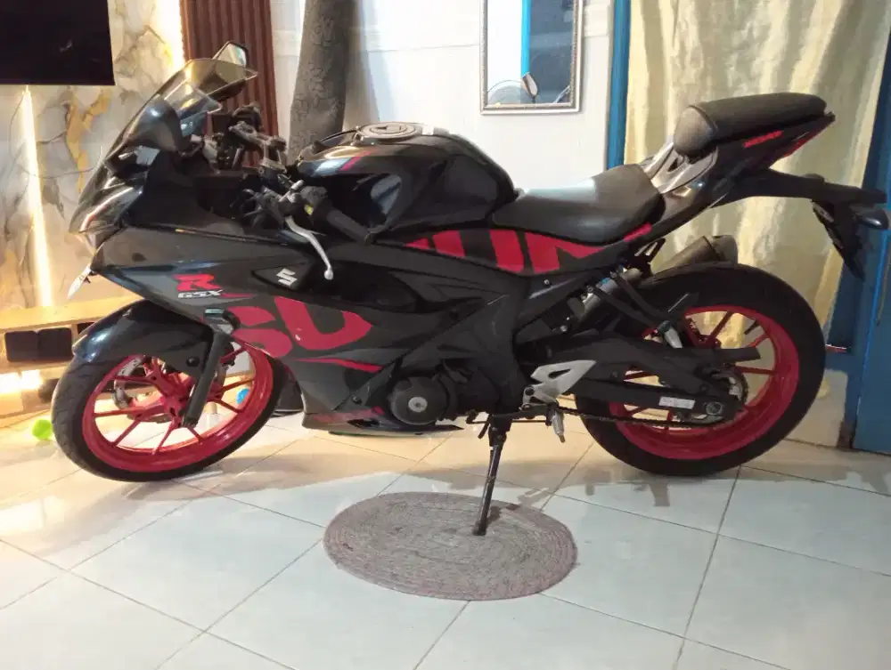 GSX R 150cc keyless, low KM