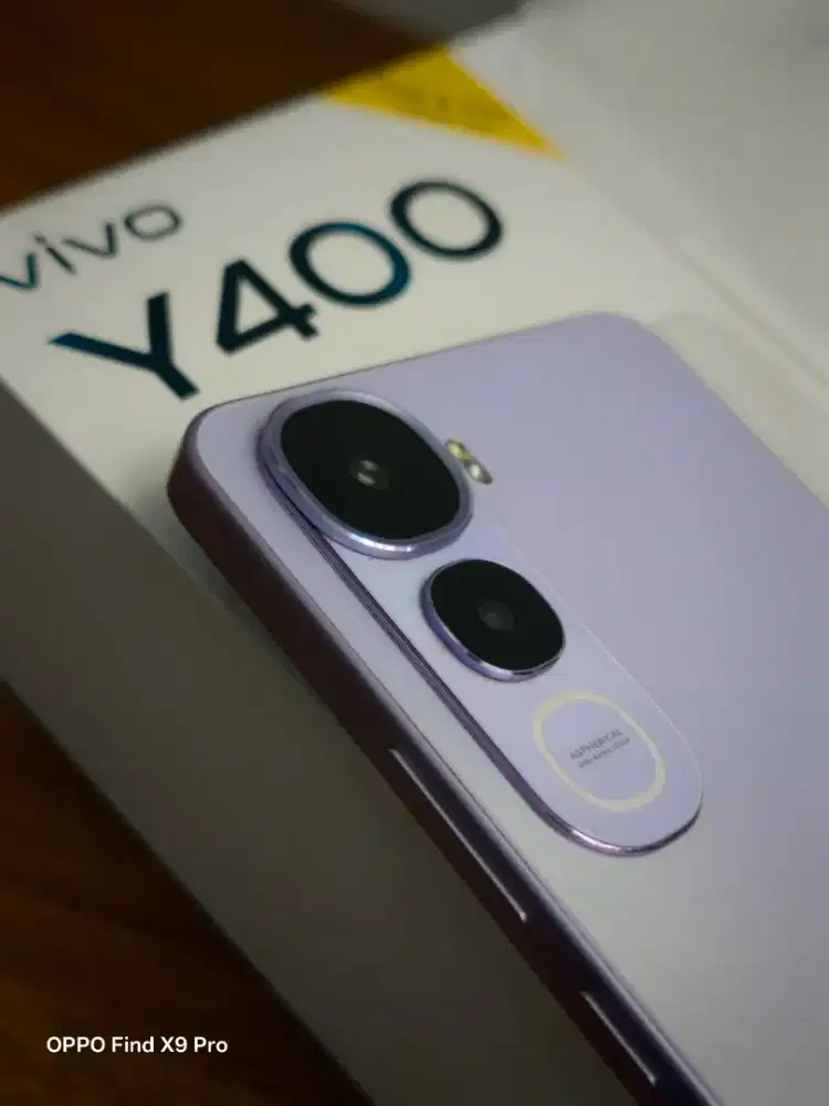 Vivo Y400 4G 8/256 second resmi Feb 2027