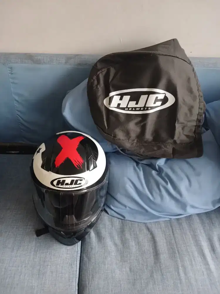 Helm HJC 99 Jorge Lorenzo full face size XL like new