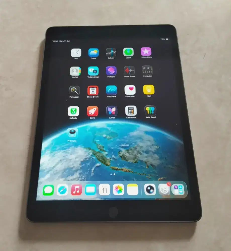 iPad Gen 9th Wifi 32GB Normal Mulus Bebas Reset